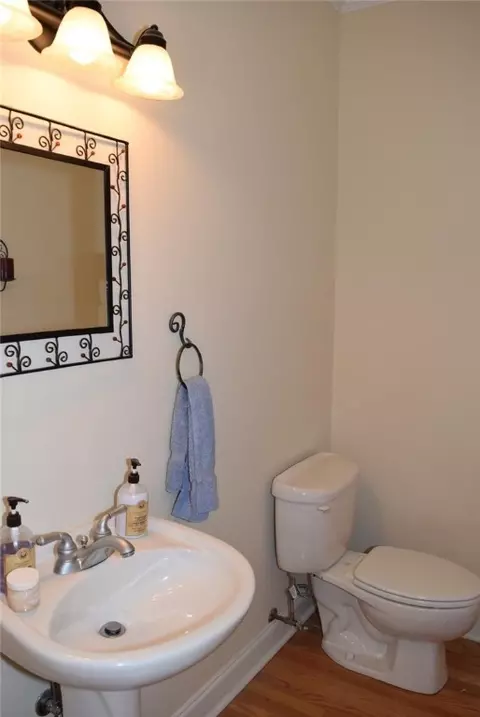 2404 Warriors Path, Anderson, SC 29621 photo 32