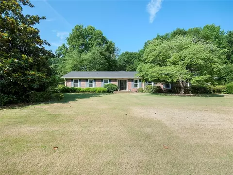 202 Timberlane Dr, Easley, SC 29642 photo 1
