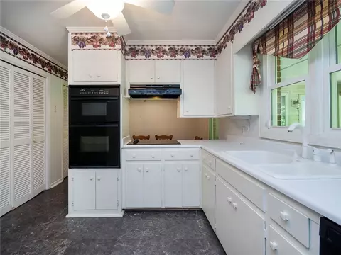202 Timberlane Dr, Easley, SC 29642 photo 11