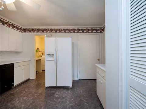 202 Timberlane Dr, Easley, SC 29642 photo 12