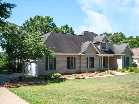316 Camperdown Ct, Easley, SC 29642 photo 3