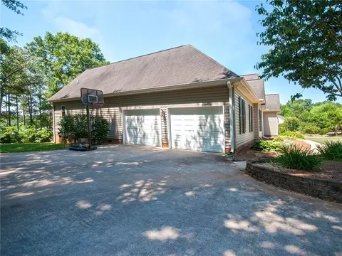316 Camperdown Ct, Easley, SC 29642 photo 5