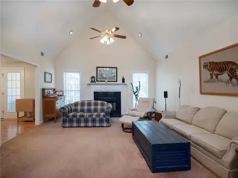 316 Camperdown Ct, Easley, SC 29642 photo 8