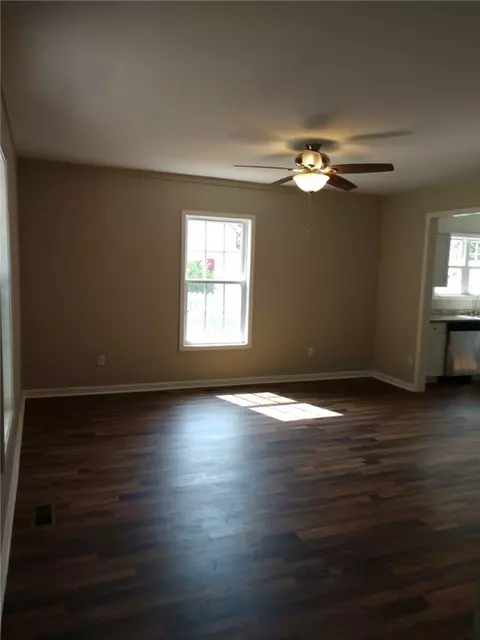 104 Lander St, Williamston, SC 29697 photo 6