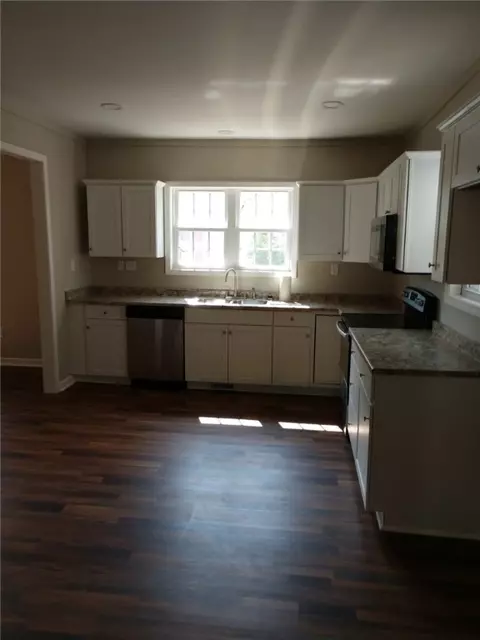 104 Lander St, Williamston, SC 29697 photo 10