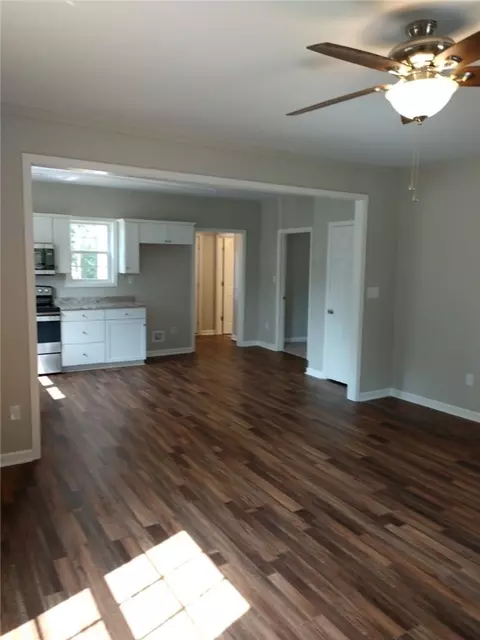 104 Lander St, Williamston, SC 29697 photo 9