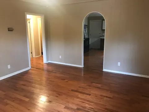 110 Maple St, Pendleton, SC 29670 photo 4