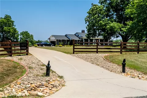 15 Ashley Rd, Honea Path, SC 29654 photo 2