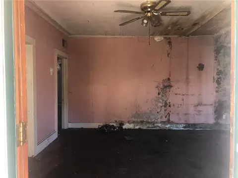 406 S Walnut St, Seneca, SC 29678 photo 8