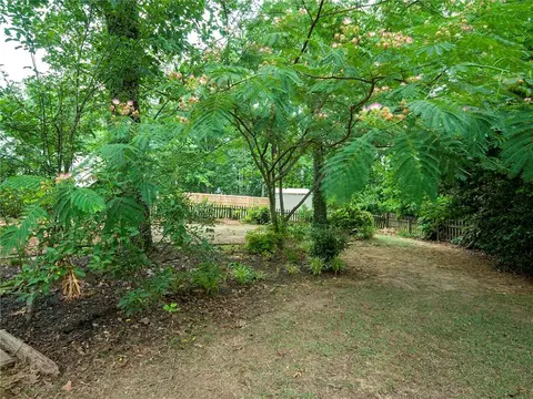 604 Hedgewood Ter, Greer, SC 29650 photo 5