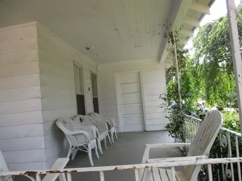 105 Phillips Ave, Easley, SC 29640 photo 2