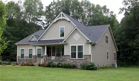 209 Edgewood Rd, Honea Path, SC 29654 photo 5