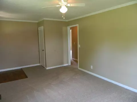8 Randall St, Williamston, SC 29697 photo 15