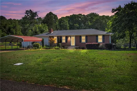 1201 Farmer Rd, Starr, SC 29684 photo 1