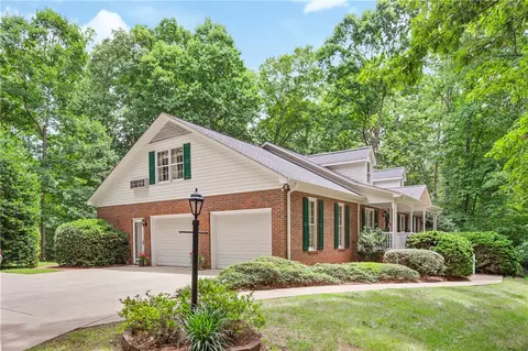 202 Oak Holw, Pendleton, SC 29670 photo 30