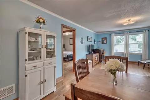 112 College St, Central, SC 29630 photo 3