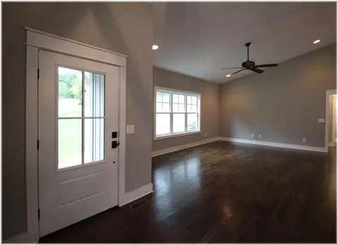 102 Central Dr, Seneca, SC 29672 photo 5