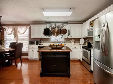 105 Briggs Dr, Easley, SC 29642 photo 11