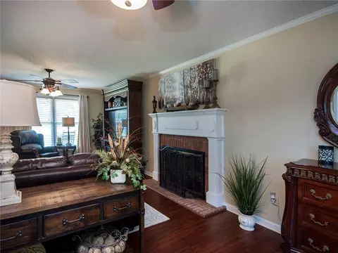 105 Briggs Dr, Easley, SC 29642 photo 9