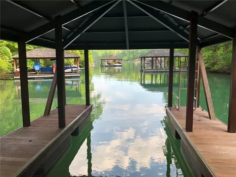 308 S Cove Rd, Sunset, SC 29685 photo 4