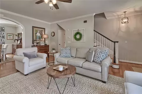 552 Brighton Cir, Easley, SC 29642 photo 2