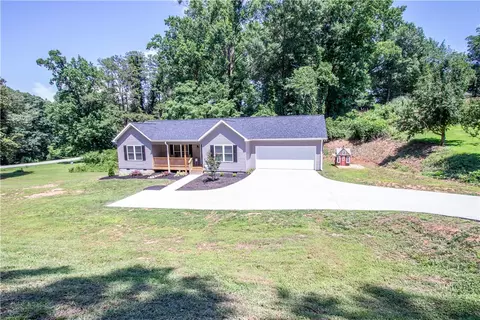 104 N Cedar St, Walhalla, SC 29691 photo 19