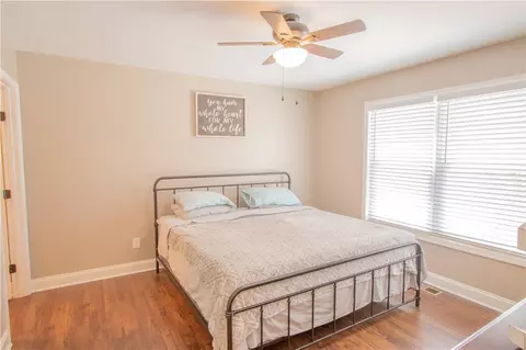 104 N Cedar St, Walhalla, SC 29691 photo 9