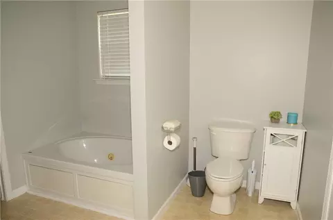 111 Baltic Ave, Anderson, SC 29621 photo 13