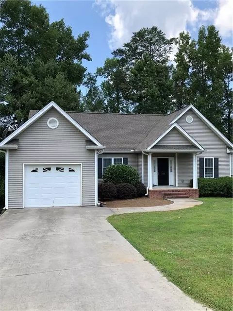186 Grand Oak Cir, Pendleton, SC 29670 photo 1