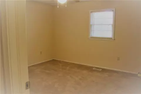 302 Fleming Dr, Anderson, SC 29621 photo 9