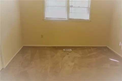 302 Fleming Dr, Anderson, SC 29621 photo 8