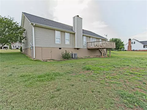 1000 Moorehead Pl, Pendleton, SC 29670 photo 18