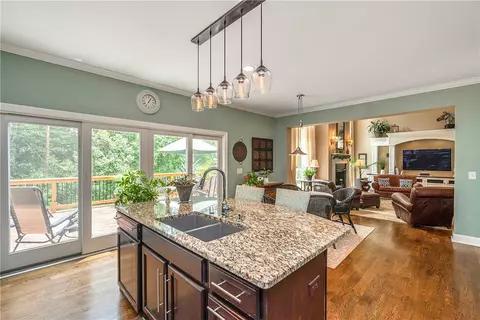240 Pickens Dr, Pendleton, SC 29670 photo 9