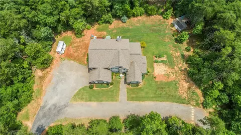 240 Pickens Dr, Pendleton, SC 29670 photo 27