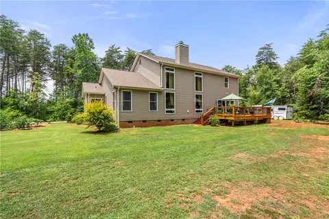 240 Pickens Dr, Pendleton, SC 29670 photo 32