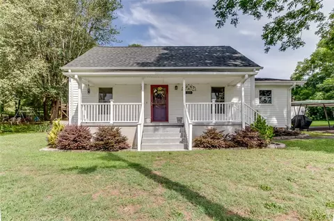 111 Garrison St, Easley, SC 29640 photo 2