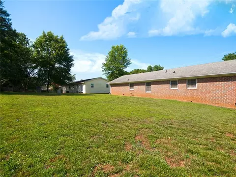 207 Evergreen St, Easley, SC 29642 photo 31