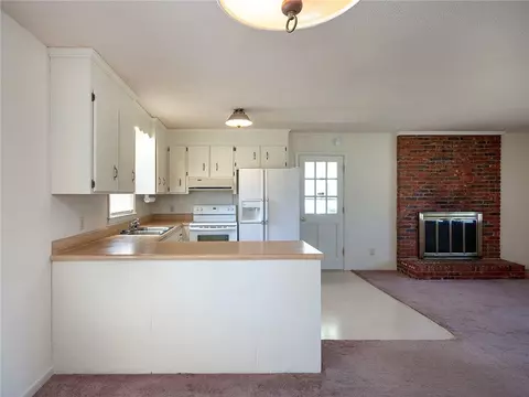 207 Evergreen St, Easley, SC 29642 photo 8