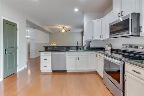 116 Hamilton Ct, Easley, SC 29642 photo 8