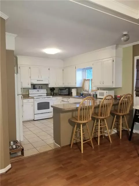 202 Elljean Rd, Easley, SC 29640 photo 8