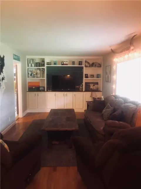 806 Hopkins Ave, Pendleton, SC 29670 photo 4