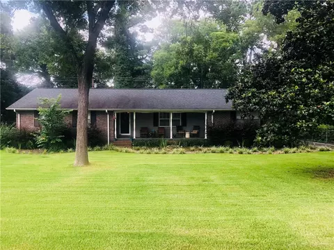 806 Hopkins Ave, Pendleton, SC 29670 photo 1