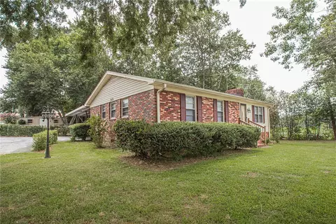 315 Sunset Dr, Easley, SC 29640 photo 2