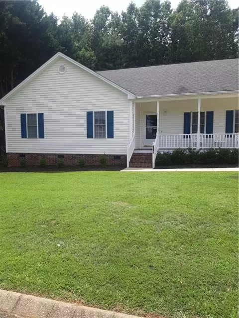 305 Patio Rd, Easley, SC 29642 photo 1