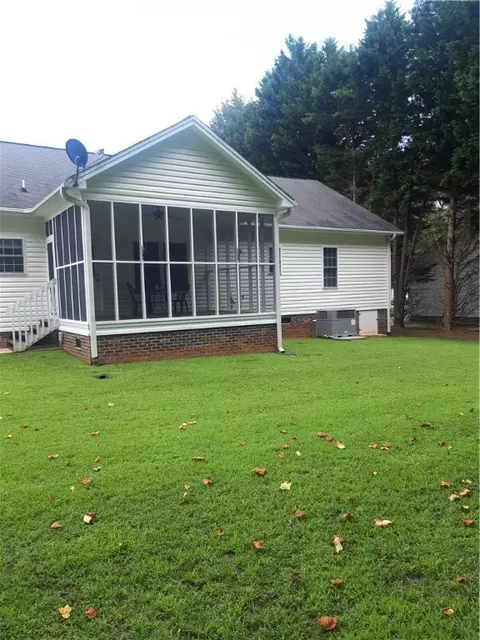 305 Patio Rd, Easley, SC 29642 photo 4