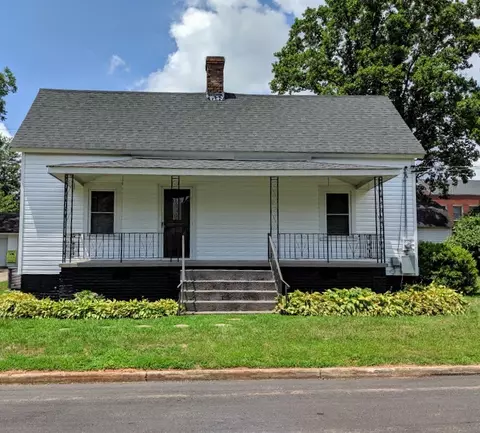 104 S 4th St, Easley, SC 29642 photo 1
