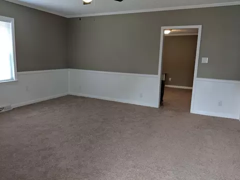104 S 4th St, Easley, SC 29642 photo 5
