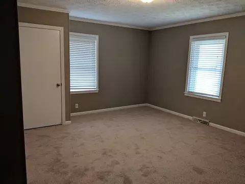 104 S 4th St, Easley, SC 29642 photo 10
