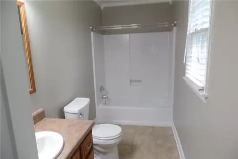 209 Hickory Dr, Easley, SC 29640 photo 7