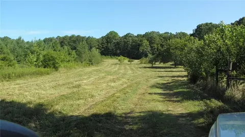 493 Simms School Rd, Central, SC 29630 photo 2